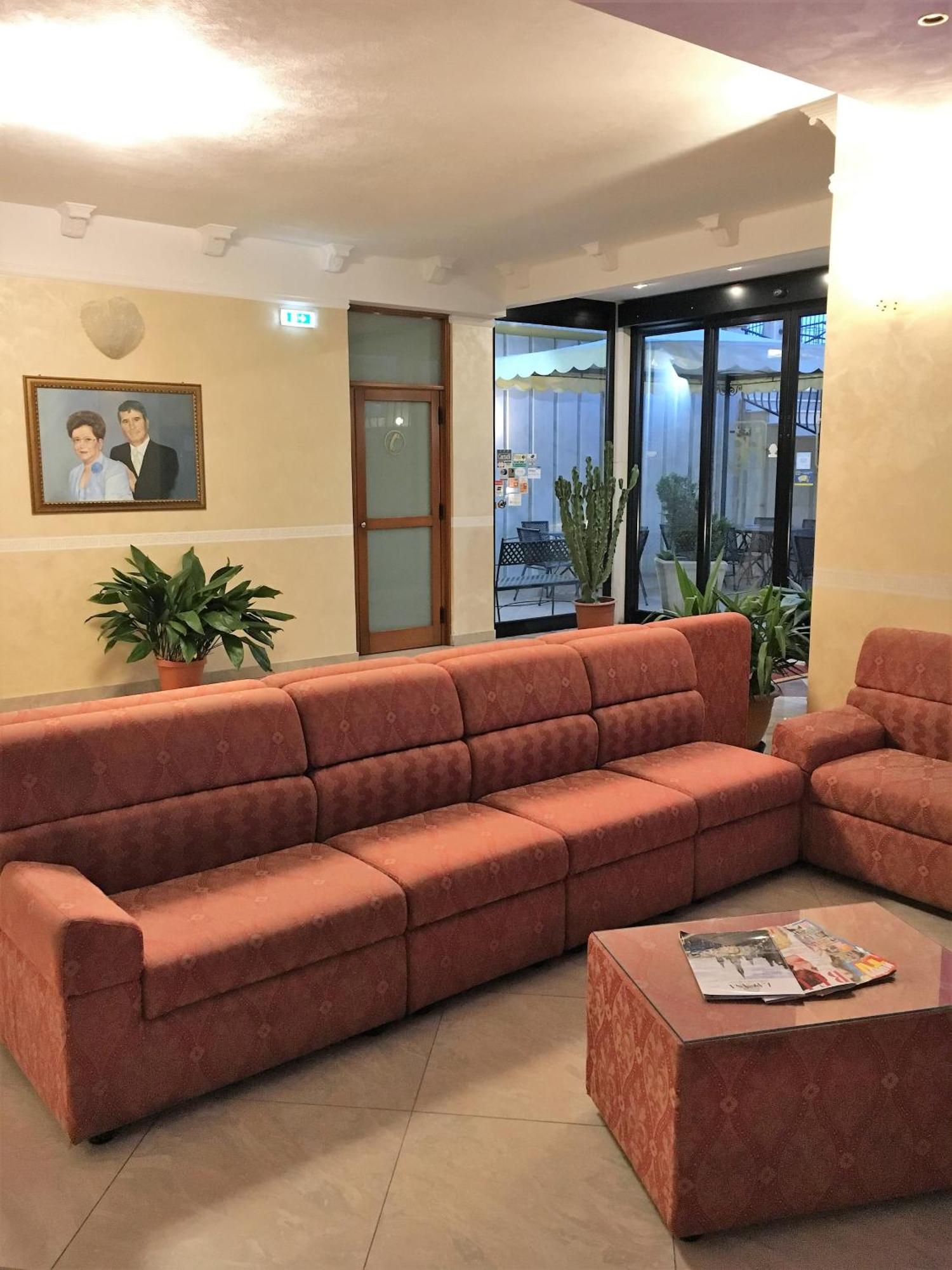 Hotel Euro サン・ジョバンニ・ロトンド エクステリア 写真