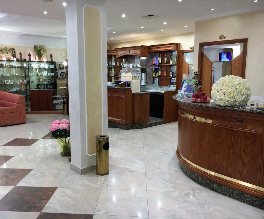 Hotel Euro サン・ジョバンニ・ロトンド エクステリア 写真
