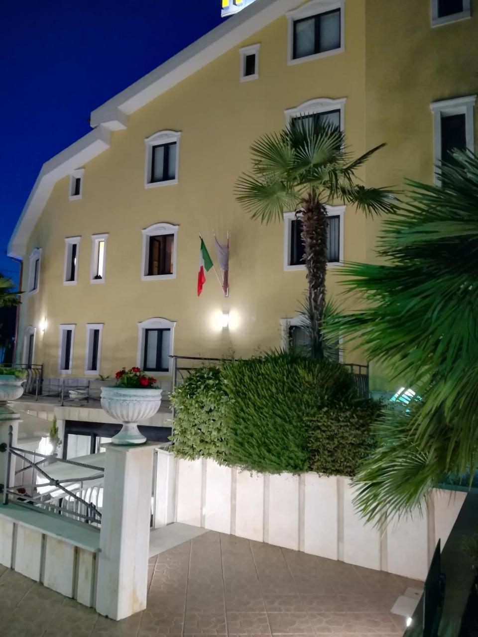 Hotel Euro サン・ジョバンニ・ロトンド エクステリア 写真
